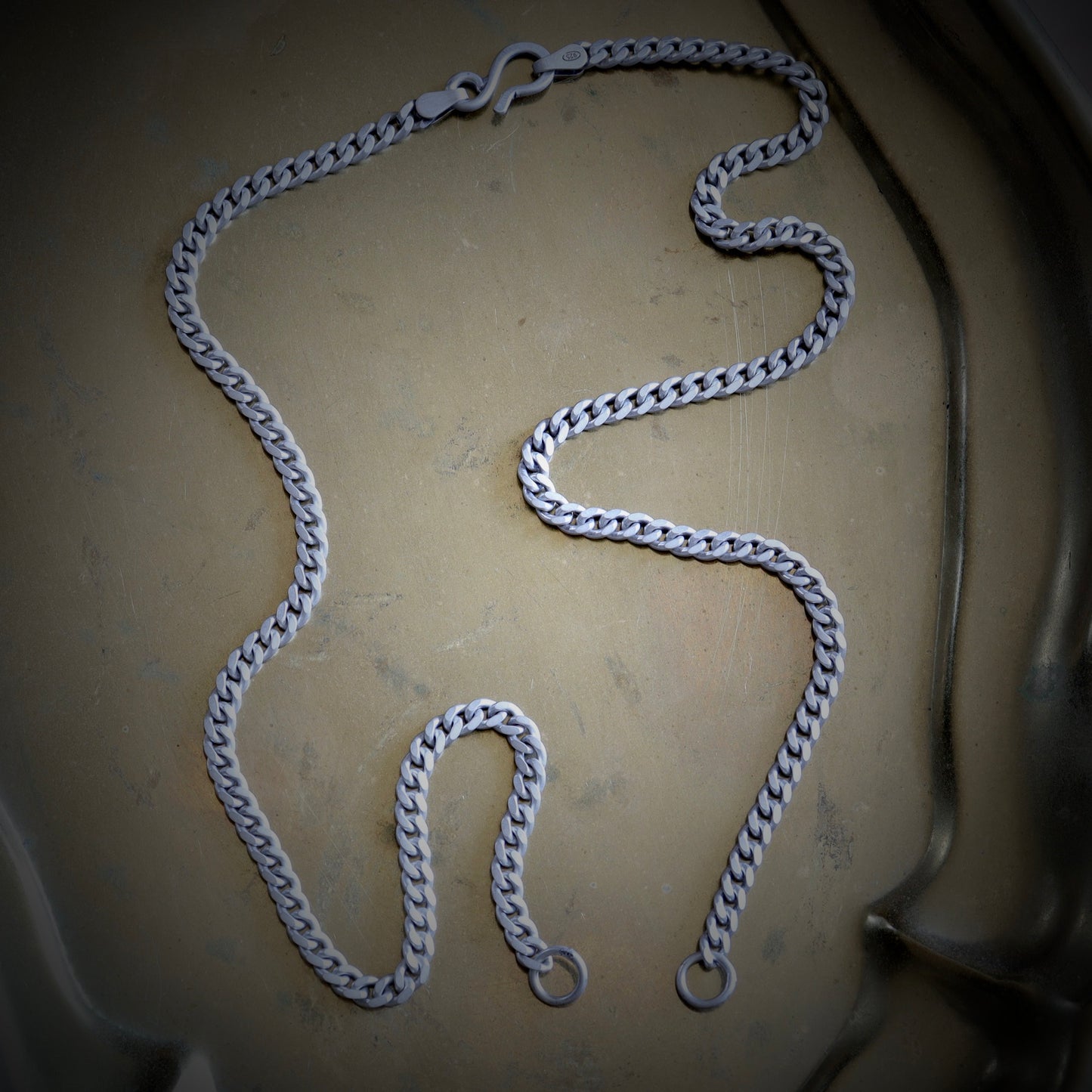 Split Curb Chain