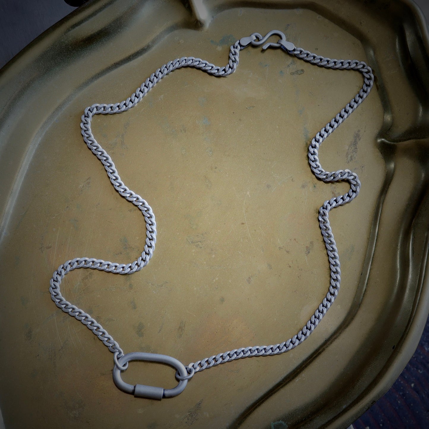 Threaded Carabiner Clasp